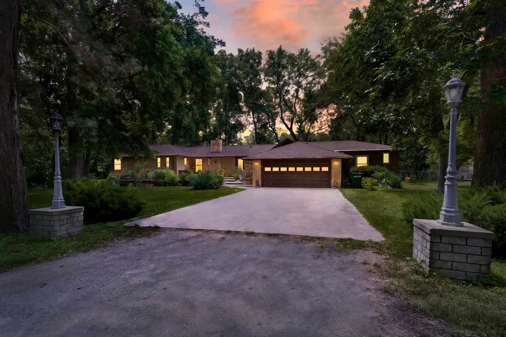 1725 W 27th Street N Wichita KS 67204