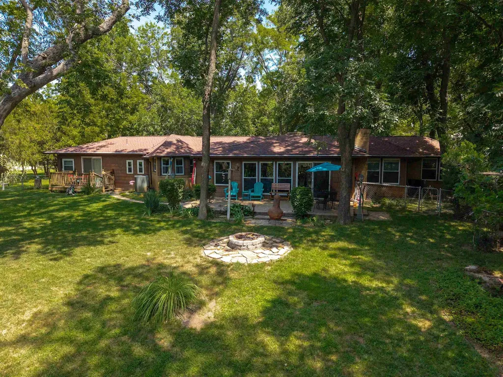 1725 W 27th Street N Wichita KS 67204