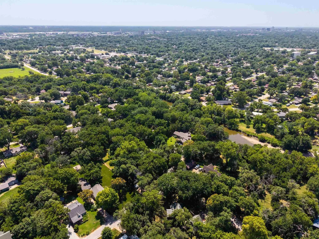 1725 W 27th Street N Wichita KS 67204