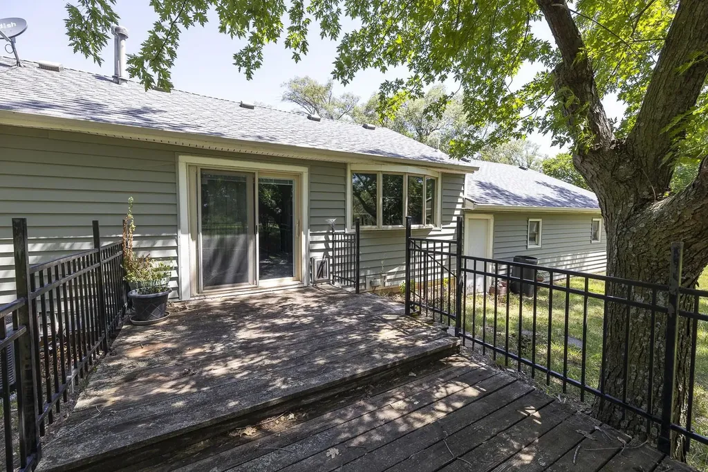 10001 E 103rd Mulvane KS 67110