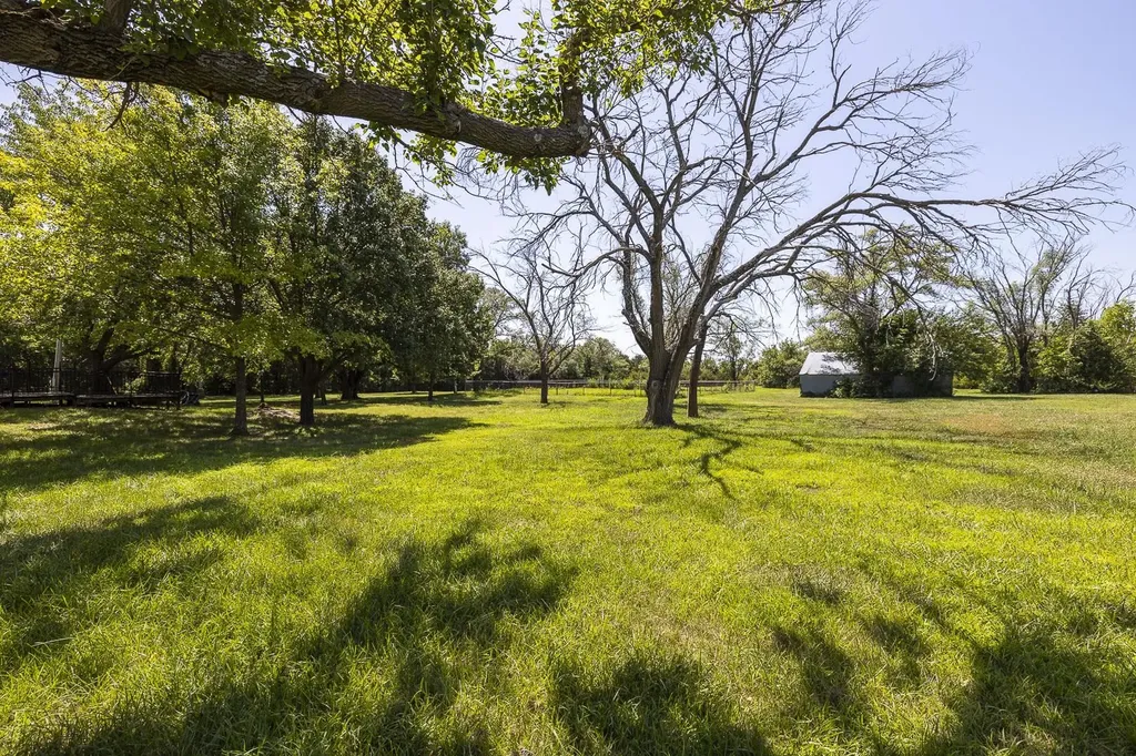 10001 E 103rd Mulvane KS 67110