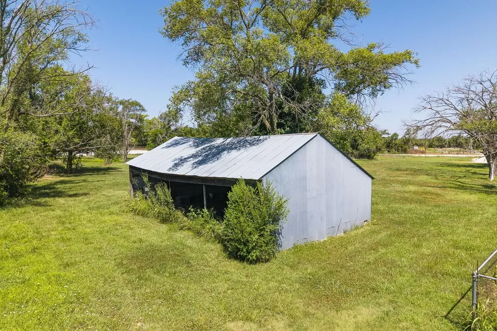 10001 E 103rd Mulvane KS 67110