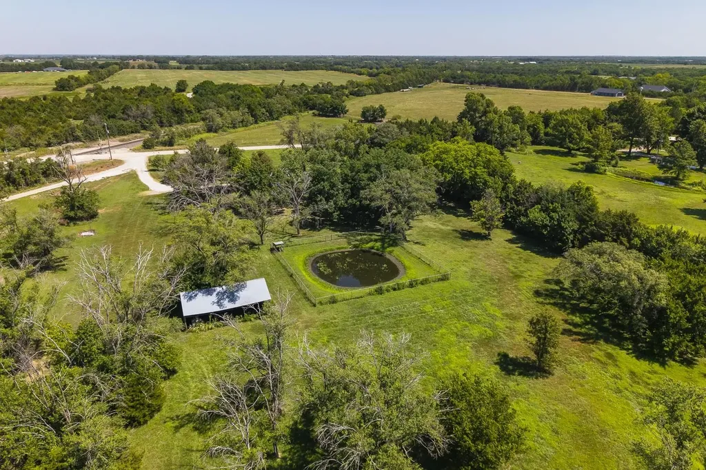 10001 E 103rd Mulvane KS 67110