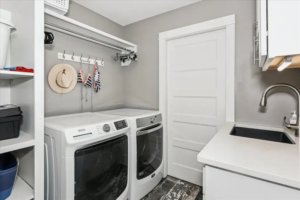 125 Post Oak Wichita KS 67206