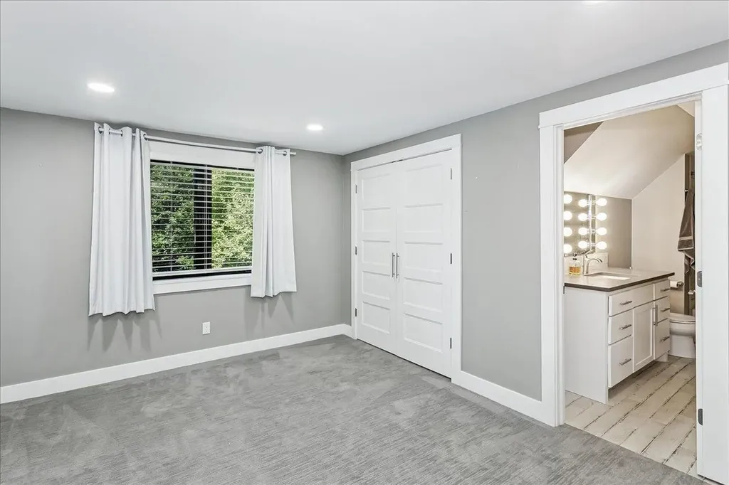 125 Post Oak Wichita KS 67206