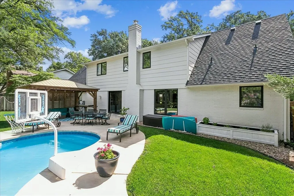 125 Post Oak Wichita KS 67206
