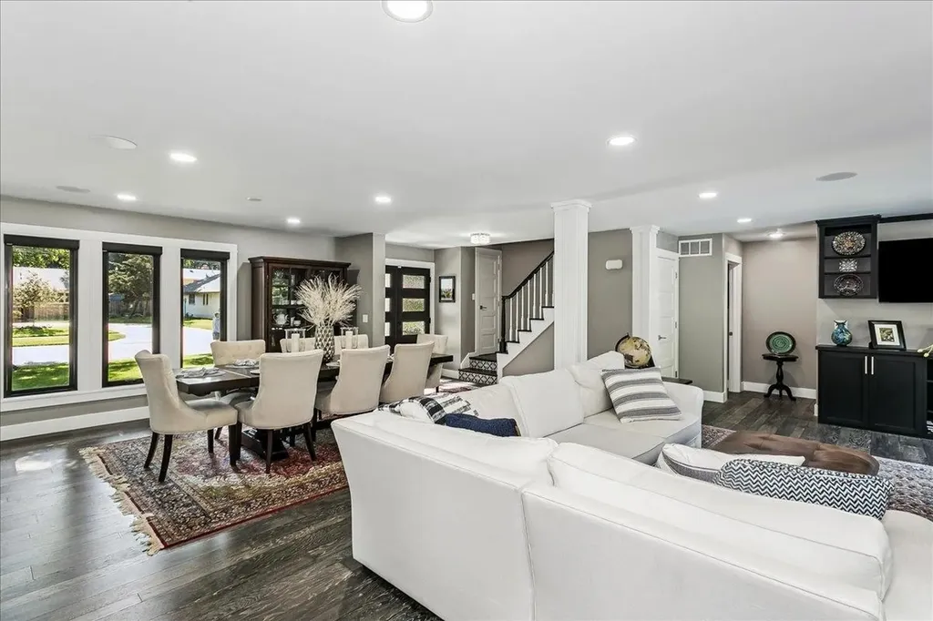 125 Post Oak Wichita KS 67206