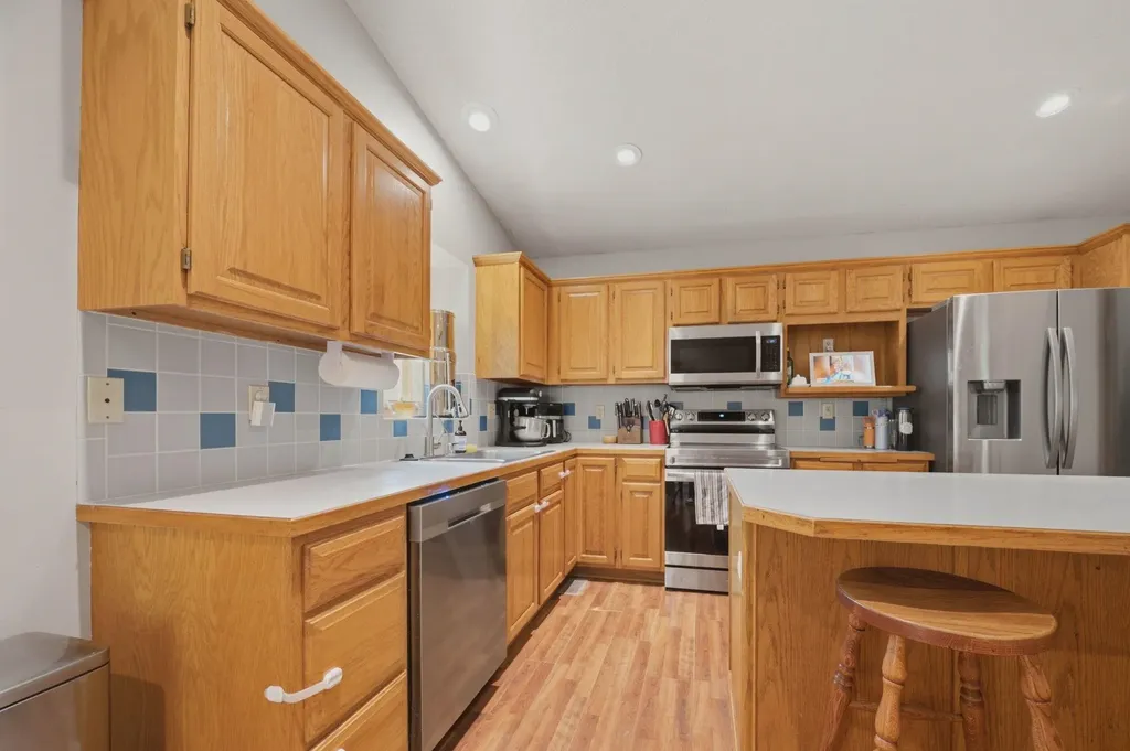 1610 N Pine Grove Street Wichita KS 67212