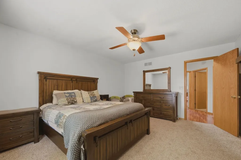 1610 N Pine Grove Street Wichita KS 67212