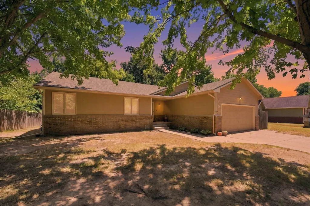 1610 N Pine Grove Street Wichita KS 67212