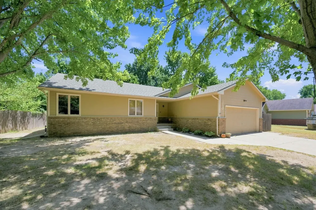 1610 N Pine Grove Street Wichita KS 67212