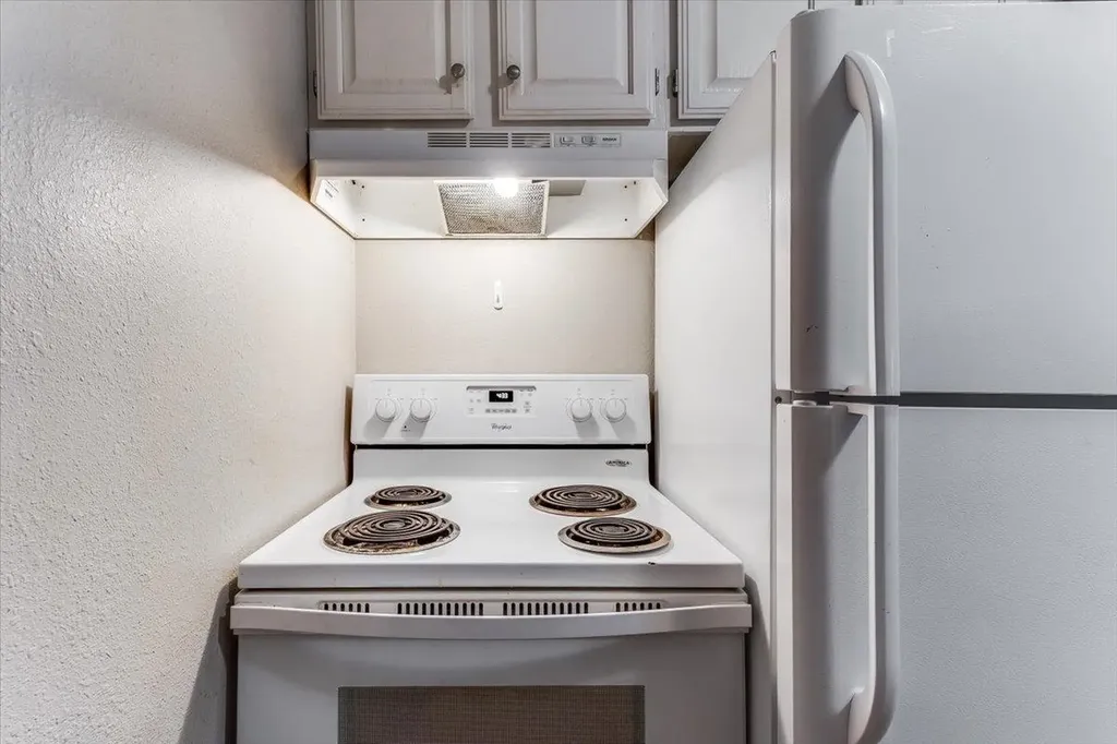 1026 N Perry Avenue Wichita KS 67203