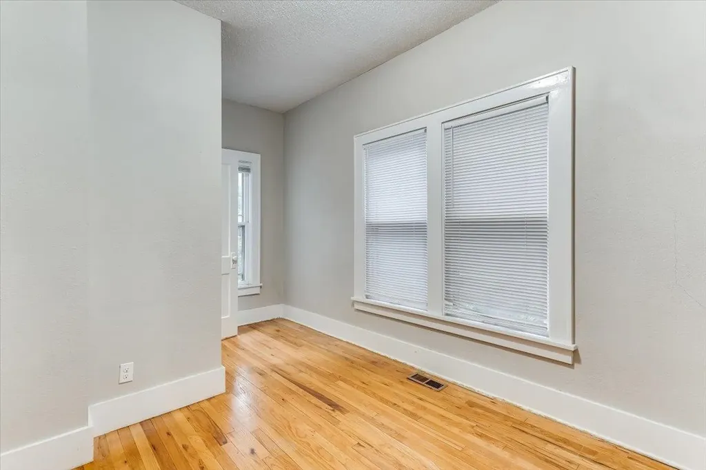 1026 N Perry Avenue Wichita KS 67203