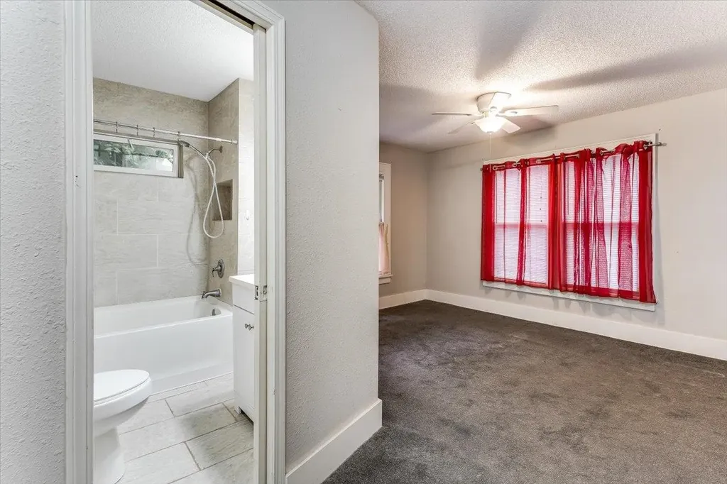 1026 N Perry Avenue Wichita KS 67203
