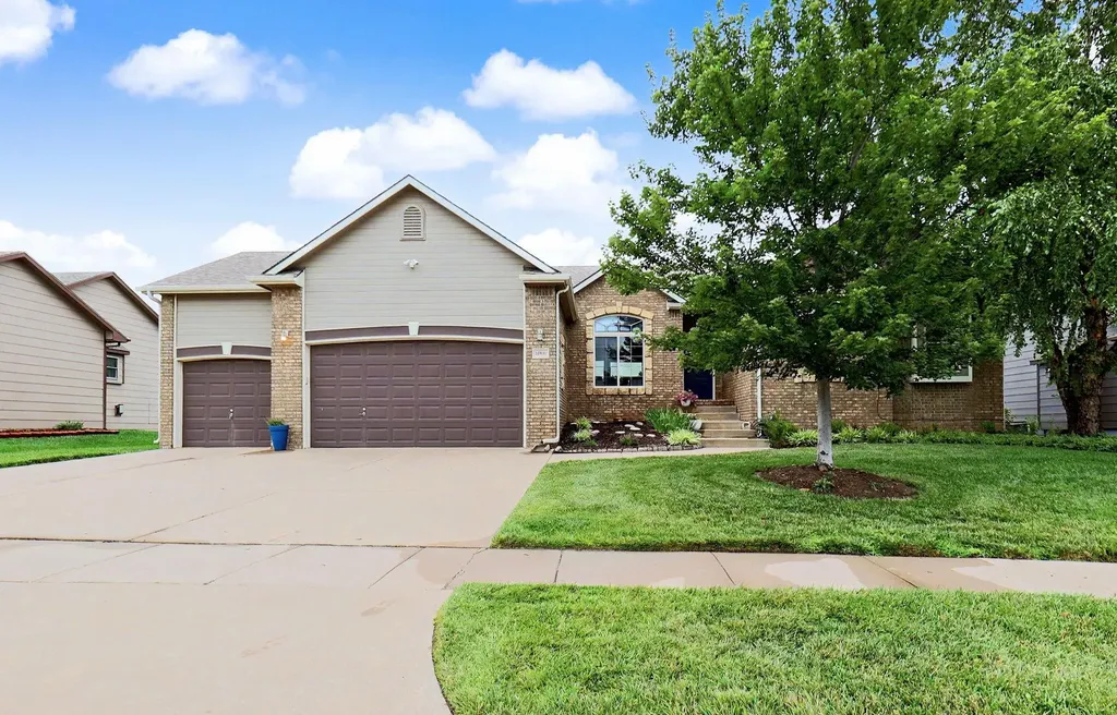 14900 W Lynndale Wichita KS 67235