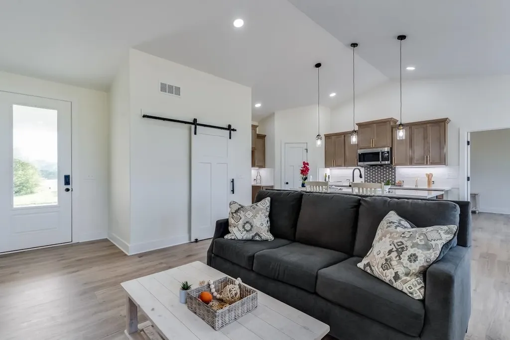 5758 N Edwards Street Wichita KS 67204