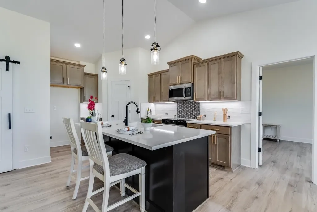 5758 N Edwards Street Wichita KS 67204