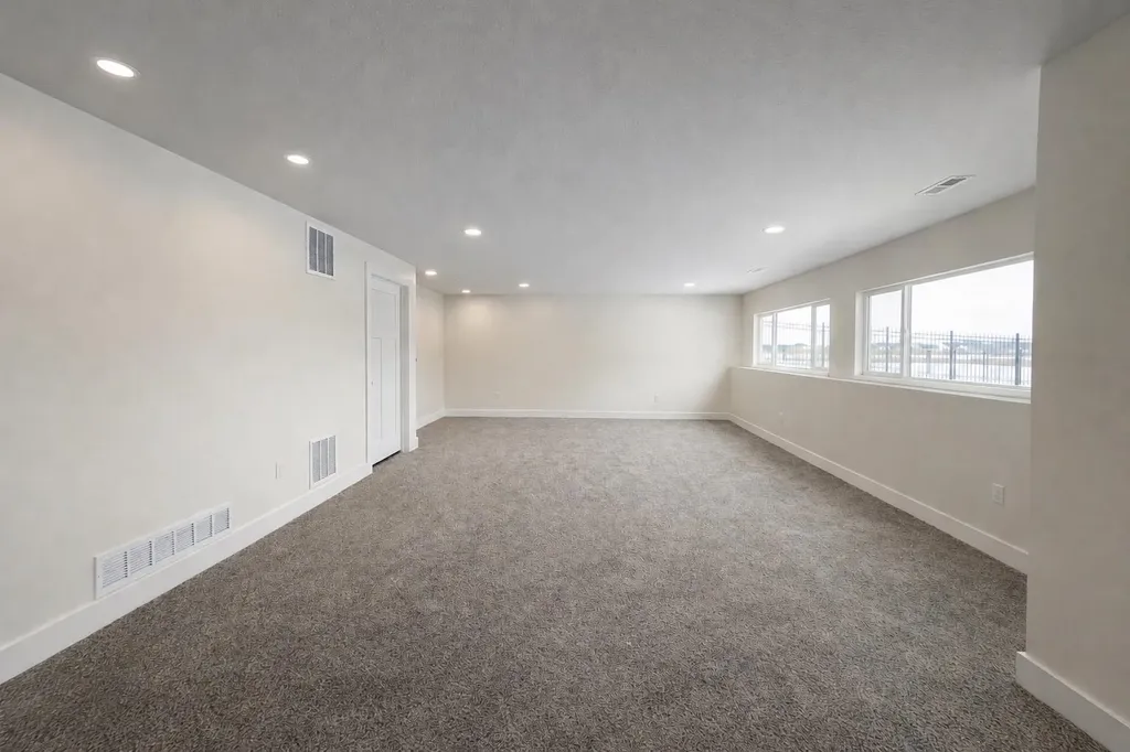 5758 N Edwards Street Wichita KS 67204