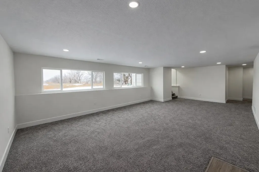 5758 N Edwards Street Wichita KS 67204