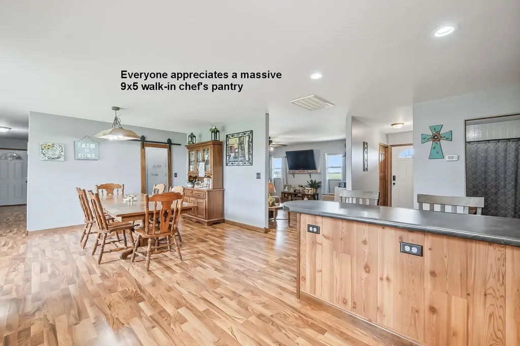 6147 NW 50th Street El Dorado KS 67042