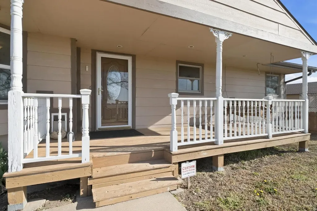 2416 W 111th Street S Peck KS 67120