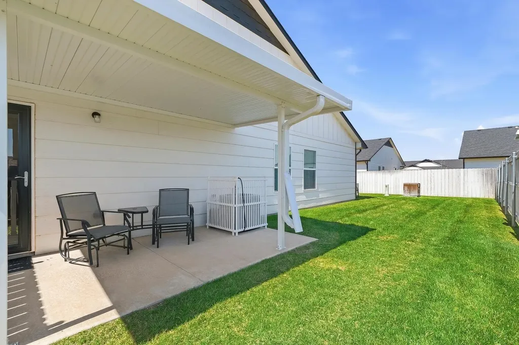 3418 W Angel Street Wichita KS 67217
