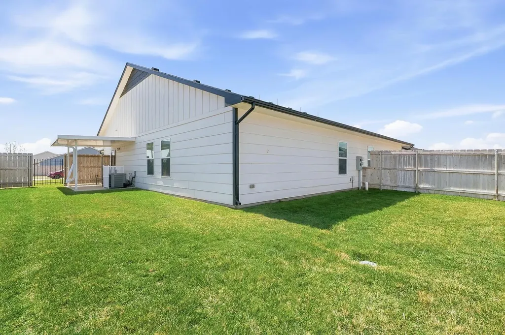 3418 W Angel Street Wichita KS 67217