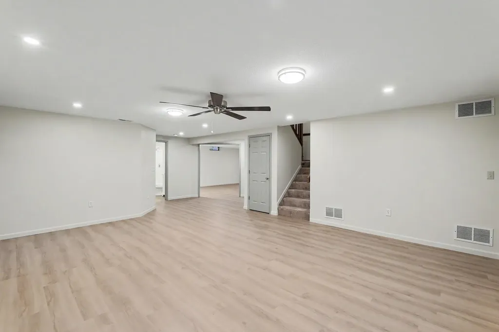 10825 W Rolling Hills Wichita KS 67212