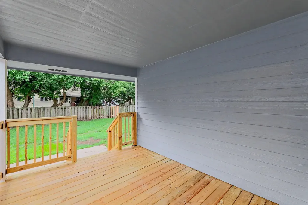 10825 W Rolling Hills Wichita KS 67212