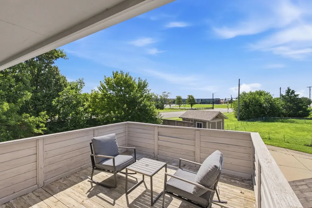 114 W Pine View Drive Andover KS 67002