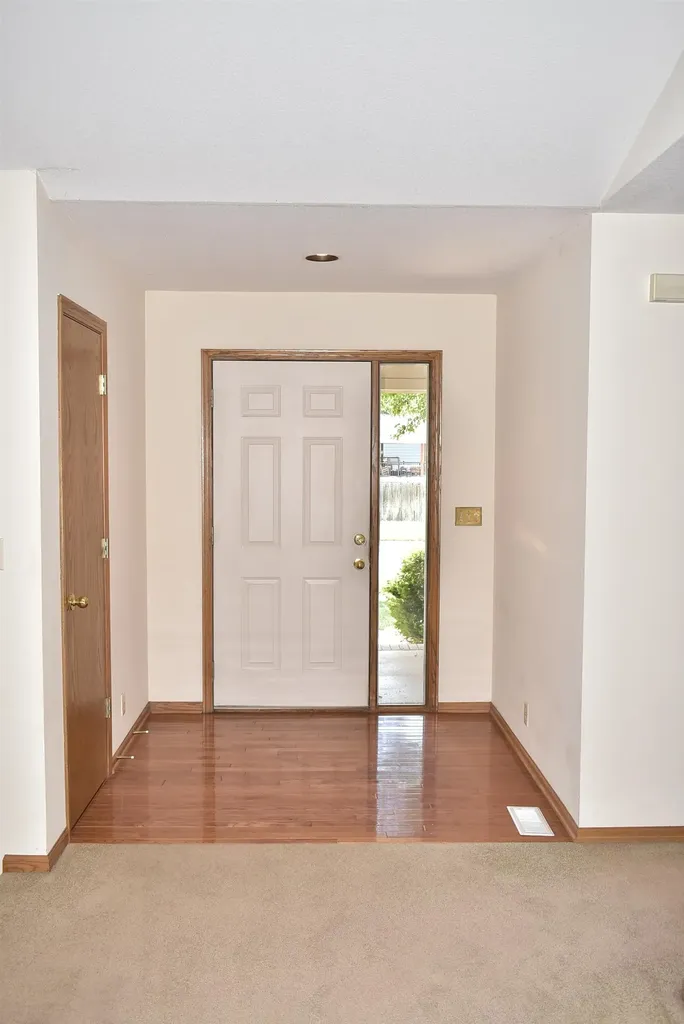 2409 N Parkridge Wichita KS 67205-2026
