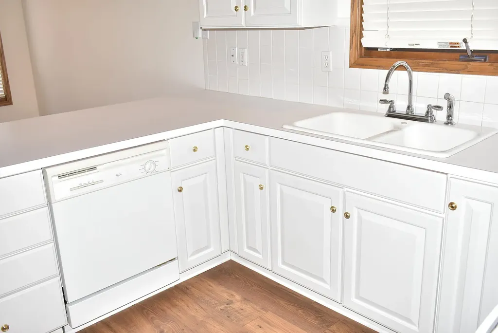 2409 N Parkridge Wichita KS 67205-2026