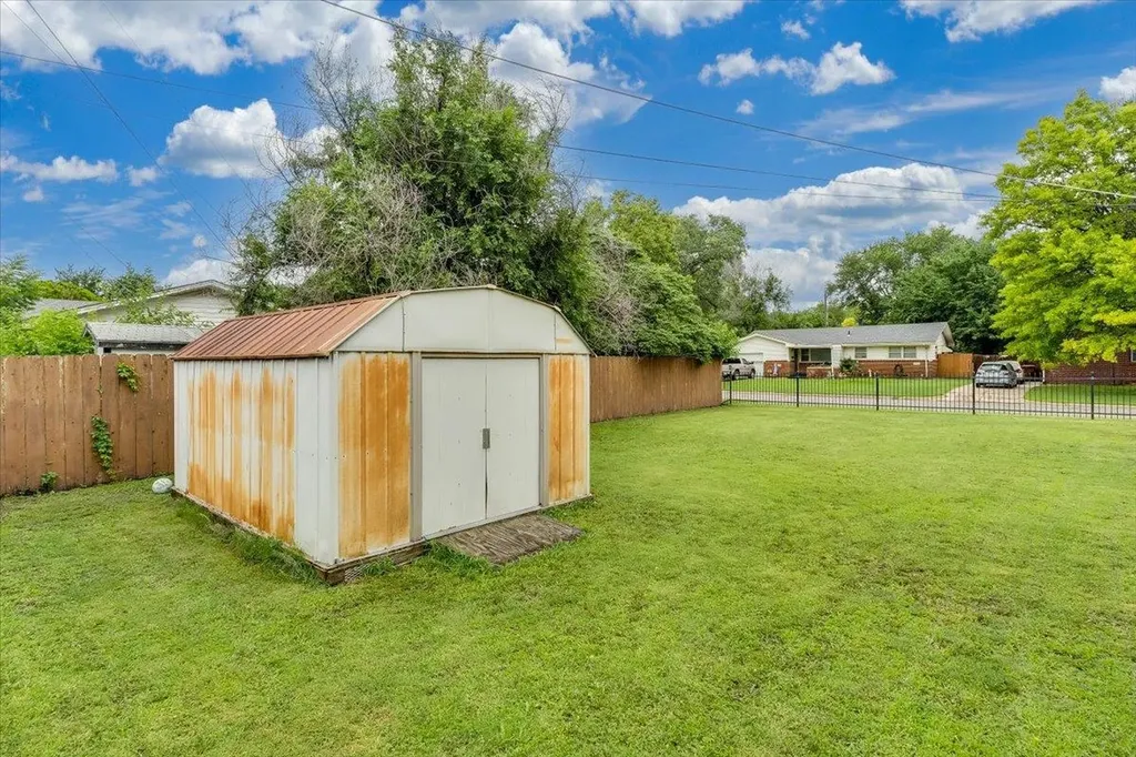 3103 S Martinson Avenue Wichita KS 67207