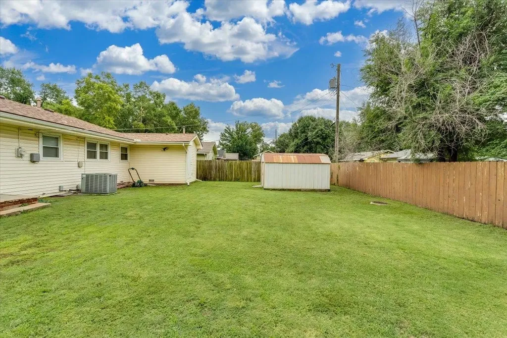 3103 S Martinson Avenue Wichita KS 67207