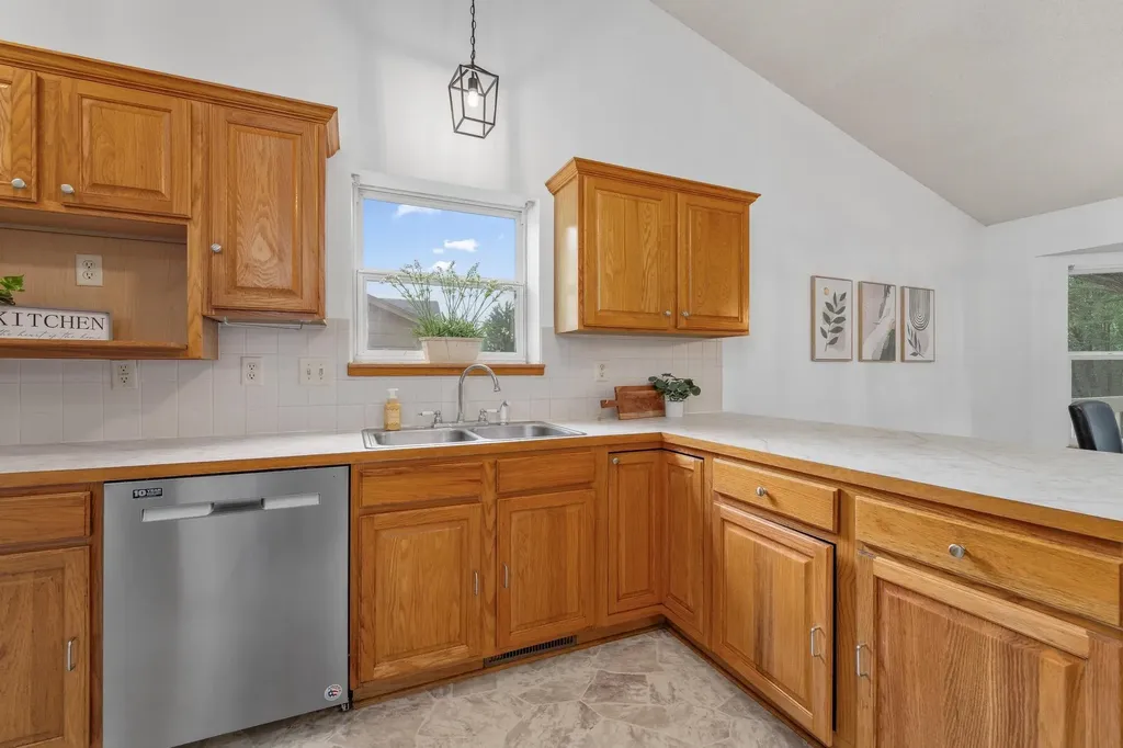 4614 E Willow Point Court Wichita KS 67220