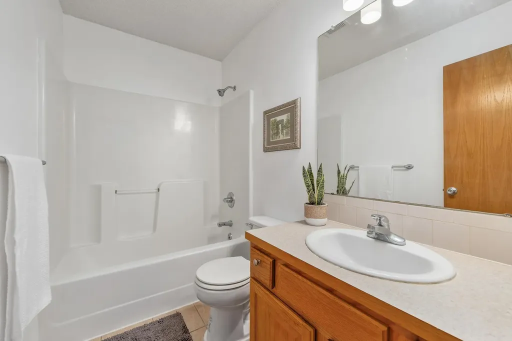 4614 E Willow Point Court Wichita KS 67220