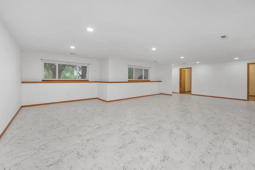 4614 E Willow Point Court Wichita KS 67220