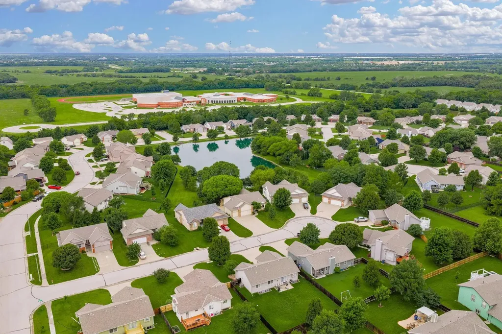 4614 E Willow Point Court Wichita KS 67220