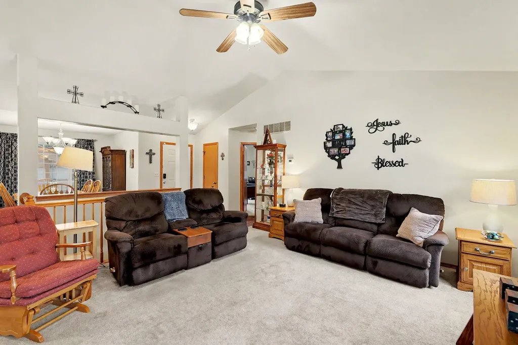 2545 S Denene Street Wichita KS 67215