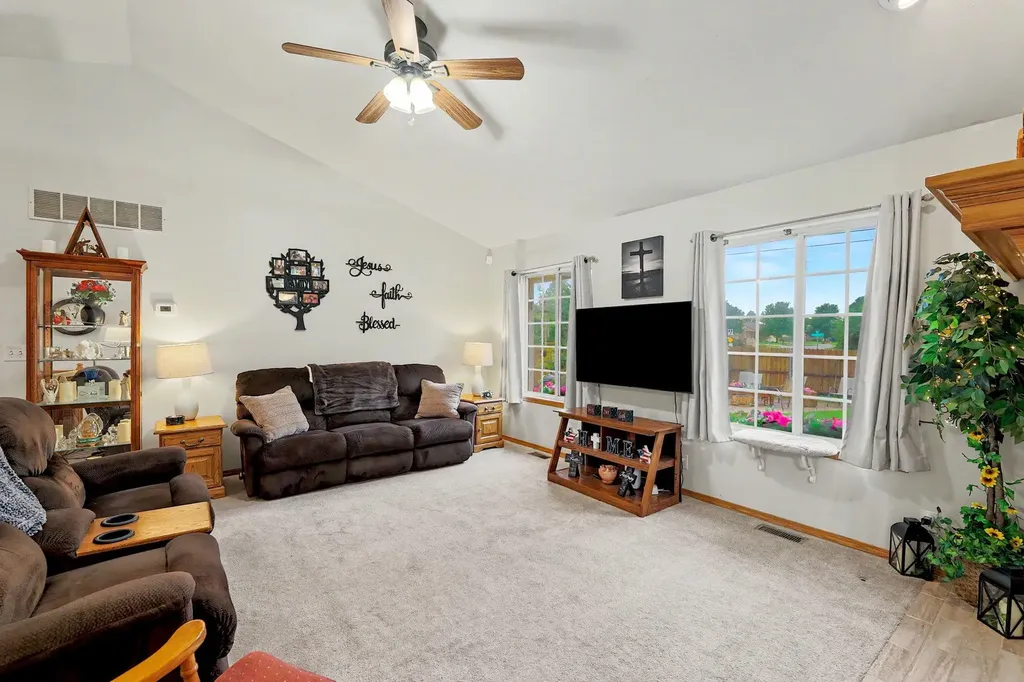 2545 S Denene Street Wichita KS 67215