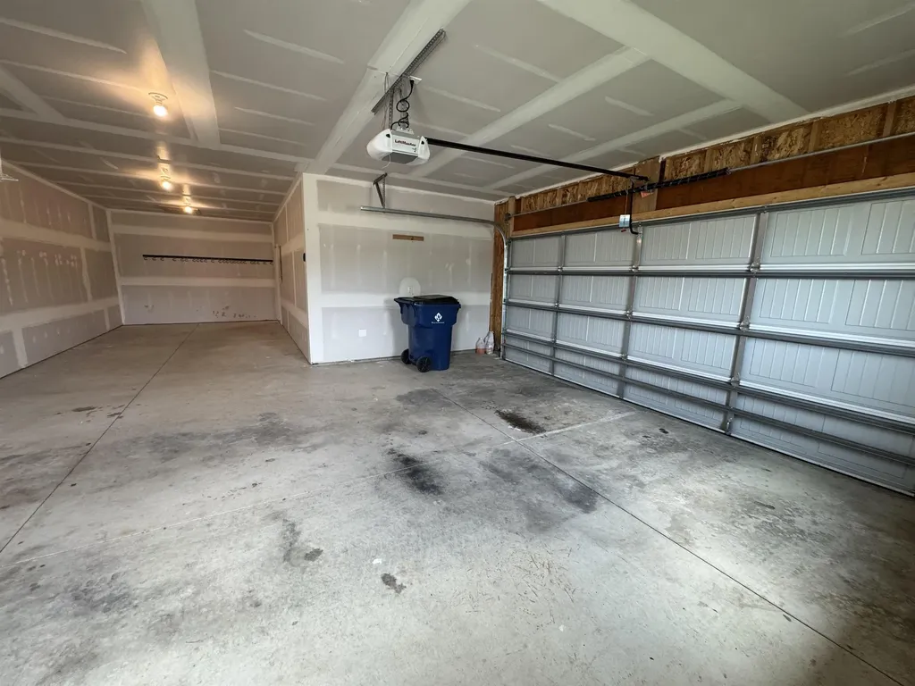 868 N Cloverleaf Goddard KS 67052