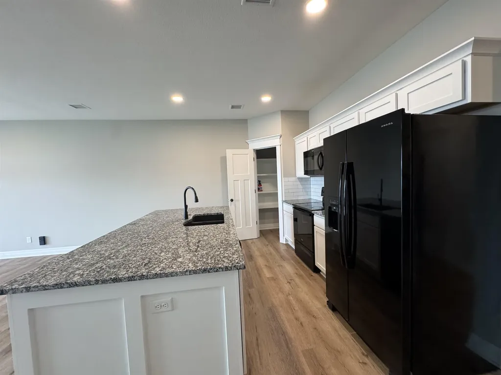 868 N Cloverleaf Goddard KS 67052