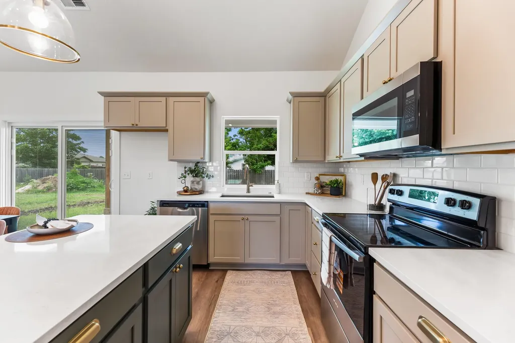 4328 N Sunny Court Wichita KS 67205