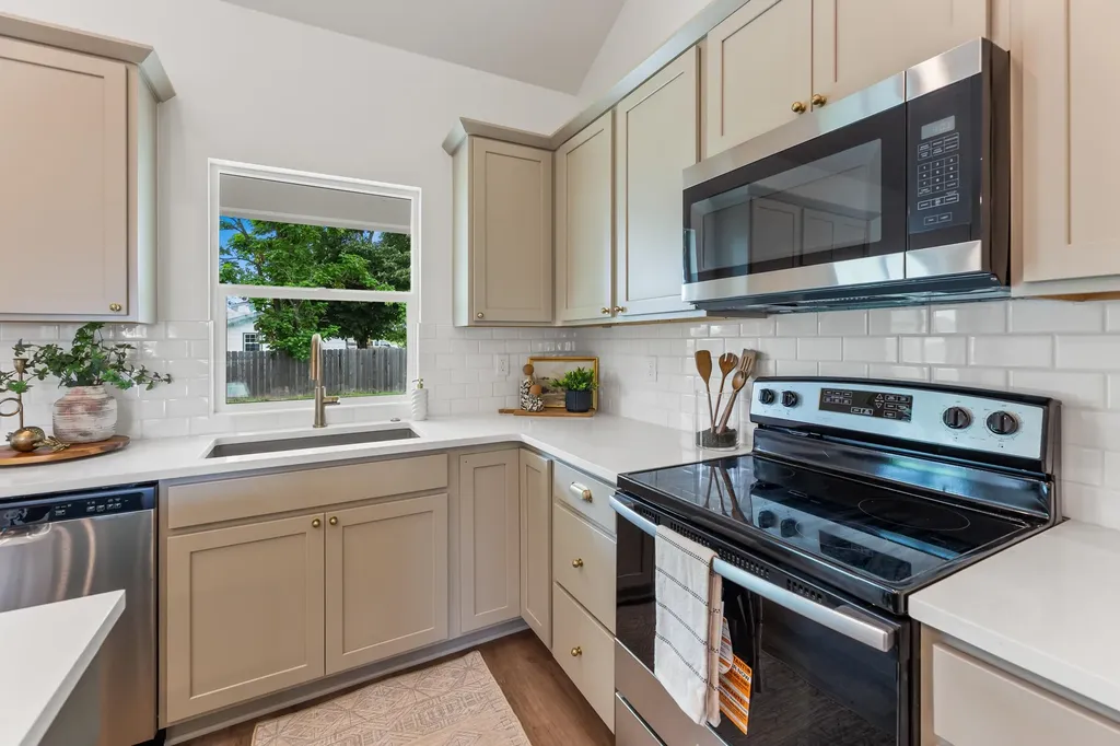 4328 N Sunny Court Wichita KS 67205