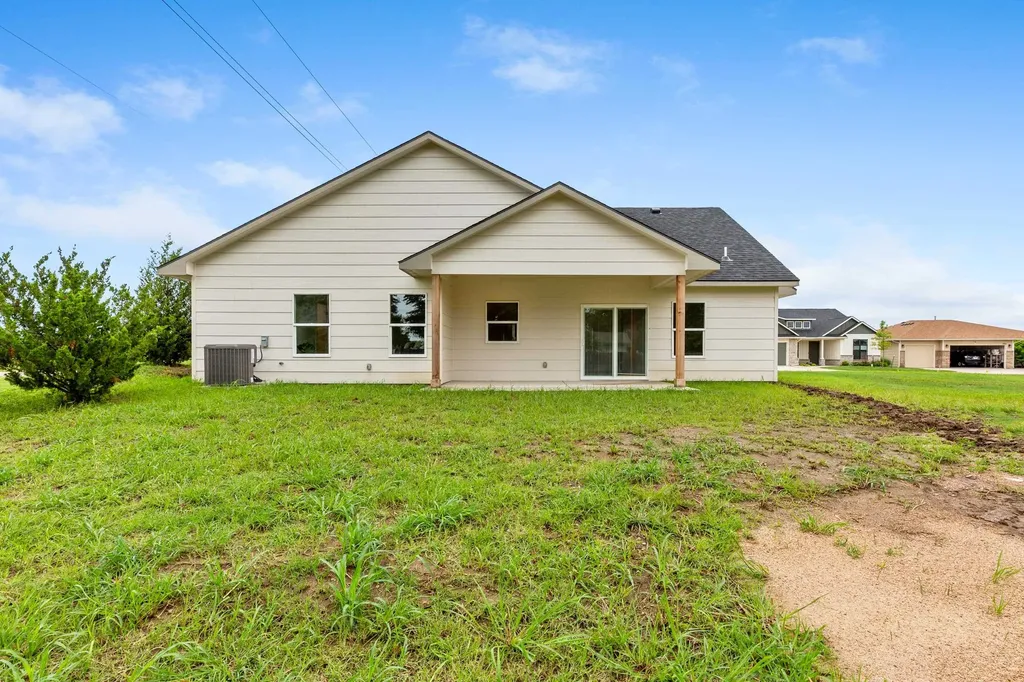 4328 N Sunny Court Wichita KS 67205