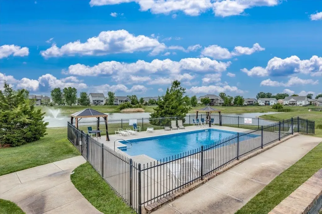 4328 N Sunny Court Wichita KS 67205