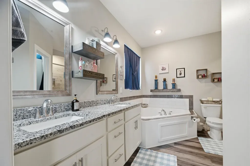 6410 S Jade Court Derby KS 67037
