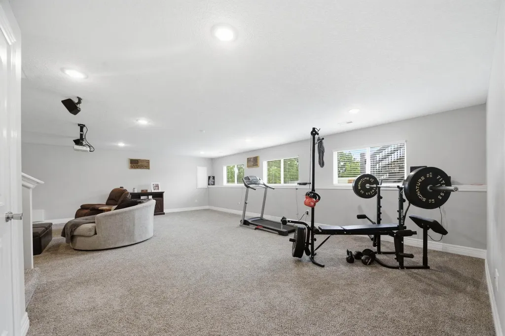 6410 S Jade Court Derby KS 67037