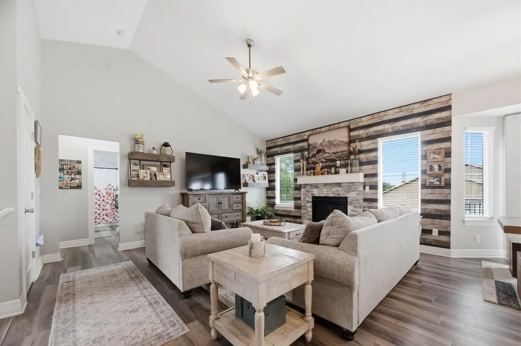 6410 S Jade Court Derby KS 67037