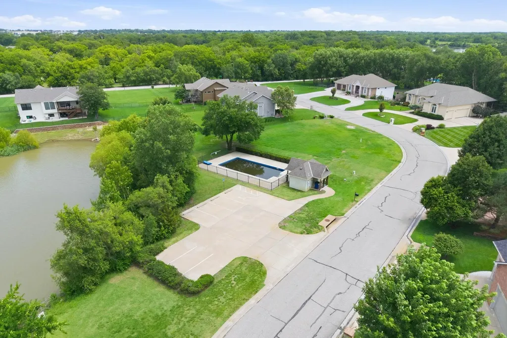 6410 S Jade Court Derby KS 67037